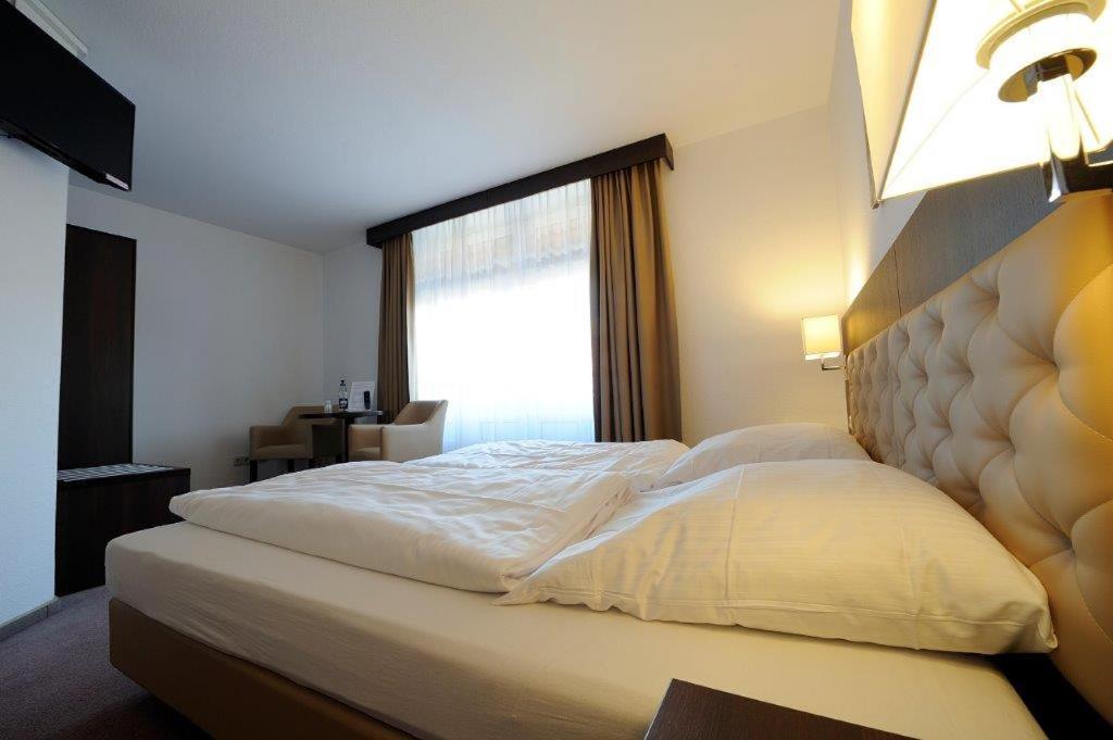Hotel Zur Post Steimbke Exterior photo